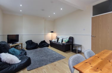 Glynrhondda Street, Plasnewydd, Cardiff - Image 2